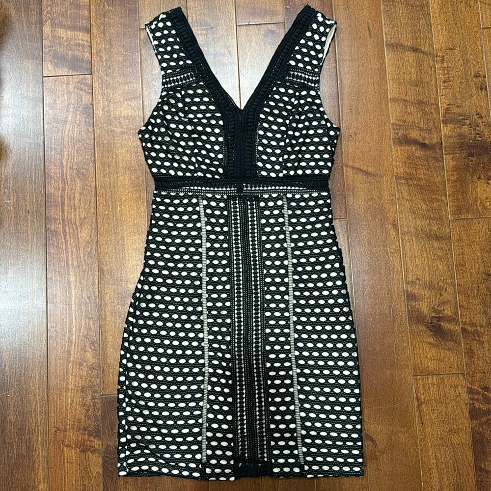 Bebe dress